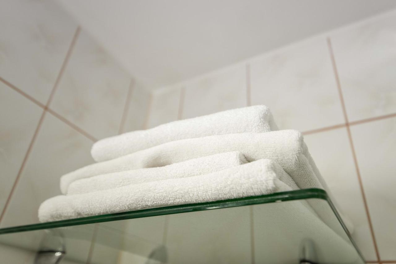 Hotel Reg Benz Mielec Esterno foto